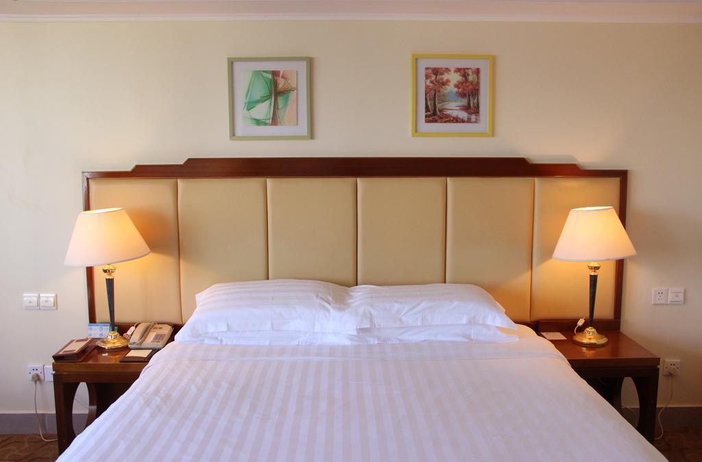 Pearl River Garden Hotel Sanya Room photo
